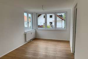 Wohnen auf der Sonnenseite:  4 Zimmer mit großer Dachterrasse  – Hans-Grässel-Weg 13b, 81375 Neuhadern, München – Vorschaubild 12