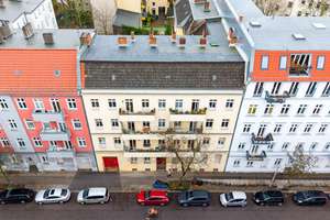 Gründerzeitaltbau mit Ausbaupotential im Dachgeschoss in zentraler Lichtenberger Lage – Die vollständige Adresse der Immobilie erhältst du vom Anbieter., 10365 Lichtenberg (Ortsteil), Berlin – Vorschaubild 2