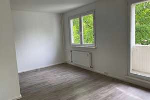 3 Zimmerwohnung mit Balkon – Carl-Zeiss-Straße 2, 6122 Nördliche Neustadt, Halle (Saale) – Vorschaubild 6