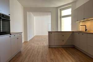 Frisch sanierte Architektenwohnung mit hochwertiger Markenküche, Wellnessbad – 39108 Stadtfeld Ost, Magdeburg – Vorschaubild 5