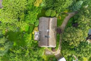 Tangstedt | Einzigartiges, modernisiertes Reetdachhaus von 1699 mit idyllischer Gartenanlage – Die vollständige Adresse der Immobilie erhältst du vom Anbieter., 22889 Tangstedt – Vorschaubild 12