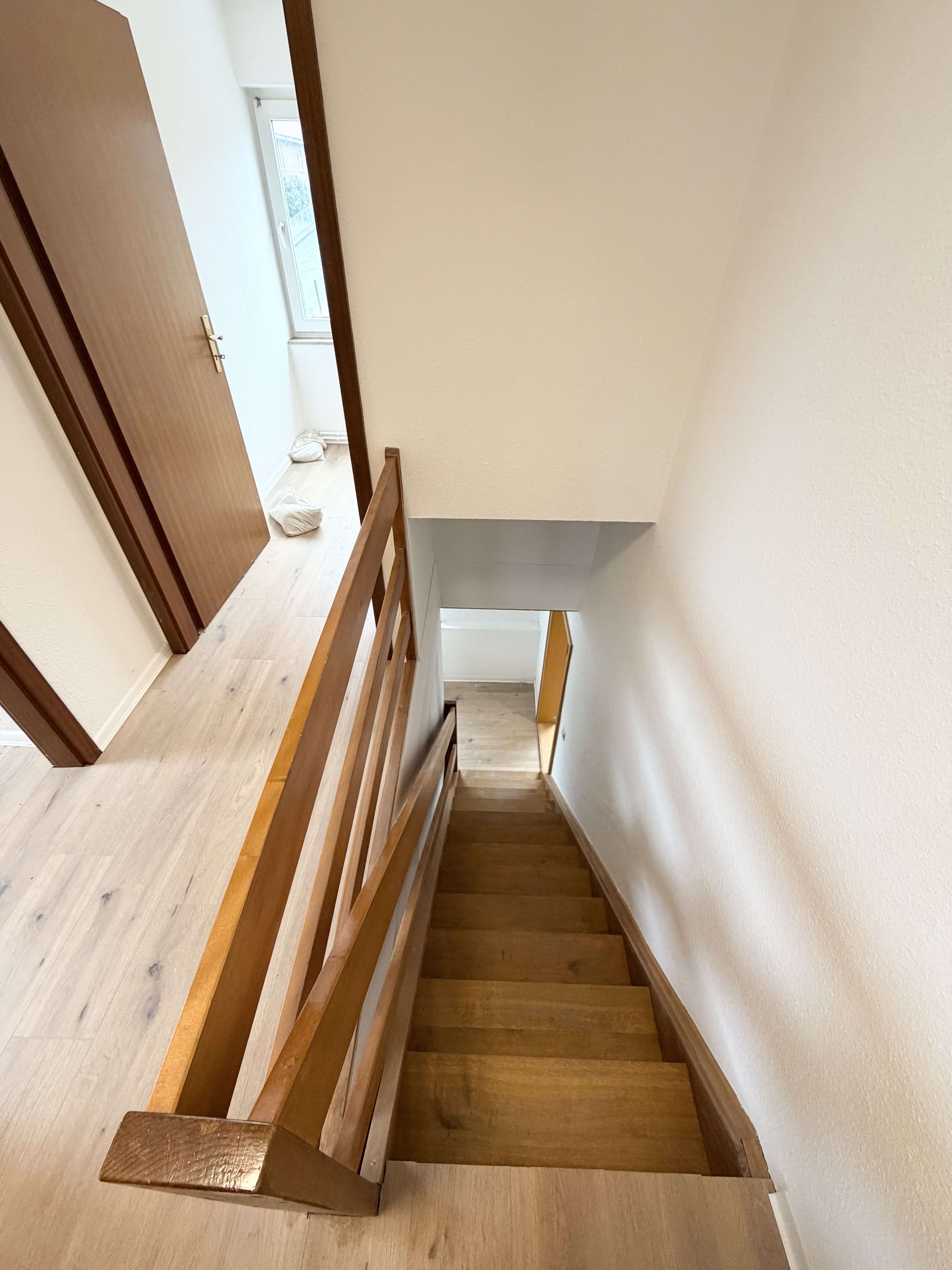 Immobilie in Coppenbrügge - Leerstehendes saniertes 3-Familienhaus + Gewerbeeinheit! Über 10% Rendite p. a. möglich - Bild 6