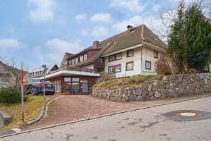 MFH mit Gewerbeeinheit 79868 Feldberg / Altglashütten – Die vollständige Adresse der Immobilie erhältst du vom Anbieter., 79868 Feldberg (Schwarzwald) – Vorschaubild 1