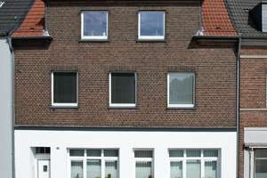 Vielfältig nutzbares Mehrfamilienhaus zur Kurz -oder Langzeitvermietung oder als Generationenwohnen. – Die vollständige Adresse der Immobilie erhältst du vom Anbieter., 47228 Bergheim, Duisburg – Vorschaubild 2