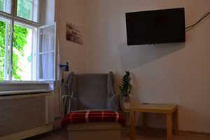 Stilvolle, sanierte 1,5-Raum-Wohnung mit Balkon und Einbauküche in Heilbronn – Frankfurter Straße 37, 74072 Heilbronn – Vorschaubild 3