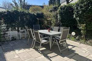 Geräumiges Reihenmittelhaus mit Terrasse und TG-Stellplatz - ideal für Familien – Die vollständige Adresse der Immobilie erhältst du vom Anbieter., 72762 Reutlingen-Mitte, Reutlingen – Vorschaubild 2