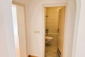 Seltene Gartenwohnung mit Hausgefühl: 4,5 Zimmer, Terrasse, Hobbyraum und Garage – Klagenfurter Str. 12, 81669 Ramersdorf, München – Vorschaubild 21