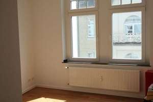 Schöne helle Altbauwohnung – Die vollständige Adresse der Immobilie erhältst du vom Anbieter., 40625 Gerresheim, Düsseldorf – Vorschaubild 3