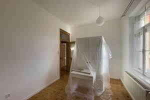 Charmante Altbauwohnung mit hohen Decken und viel Tageslicht zentral in Neuhausen – Blutenburgstraße 49, 80636 Sankt Vinzenz, München – Vorschaubild 9
