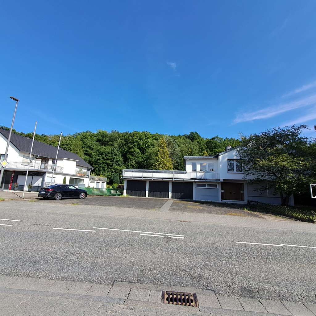 Immobilie in Simmern/Hunsrück - Ideale Geschäftslage in SIM - Wohnen und Gewerbe - Bild 2