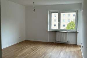 Kernsanierte 3-Zimmer-Wohnung mit Balkon und Einbauküche – 81241 Pasing, München – Vorschaubild 4