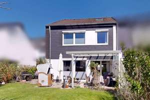 Sonniges Reihenendhaus mit Garten, Garage & viel Platz in Isernhagen-Altwarmbüchen bei Hannover – Die vollständige Adresse der Immobilie erhältst du vom Anbieter., 30916 Isernhagen – Vorschaubild 2