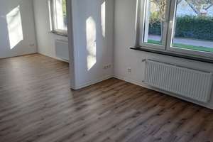 ruhige Maisonette-Wohnung, 3 1/2 Zimmer, ca. 96 qm, Balkon, EBK, Keller in Brhv.-Wulsdorf – Lindenallee 51, 27572 Wulsdorf, Bremerhaven – Vorschaubild 11