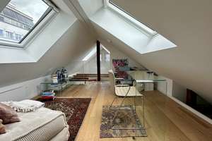 Stilvolle 2,5-Zimmer-Dachgeschosswohnung mit gehobener Innenausstattung mit EBK in Stuttgart – Christophstraße 5, 70178 Rathaus, Stuttgart – Vorschaubild 8