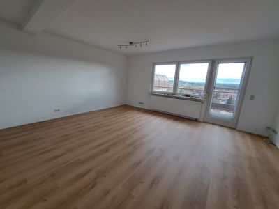Attraktive 3-Zimmer-Terrassenwohnung mit Garage in Ammerbuch