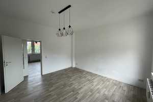 Mit Einbauküche! Helle 2-Zimmer-Wohnung! – Gabelsberger Str. 21, 39122 Magdeburg – Vorschaubild 3