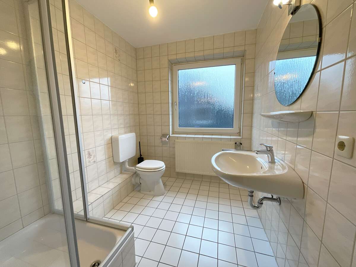 Immobilie in Niebüll - Schöne 2 Zimmer Dachgeschosswohnung – ruhig gelegen in Niebüll - Bild 0