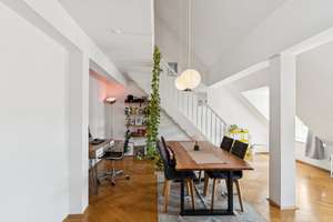 Außergewöhnliche Dachgeschosswohnung mit offener Galerie, hohen Decken und Fischgrätparkett – 81541 Obergiesing, München – Vorschaubild 6