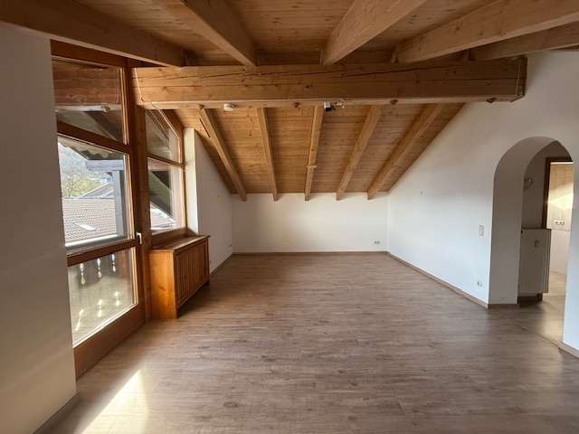 Immobilie in Anger - Großzügige und gemütliche Dachgeschosswohnung in ländlicher Wohnlage! - Bild 7