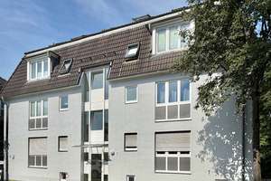 Idyllische 2-Zimmer-Wohnung mit Hobbyraum, Terrasse und großem Gartenanteil in naturnaher Lage – Am Putjatinpark 8, 1259 Kleinzschachwitz, Dresden – Vorschaubild 2