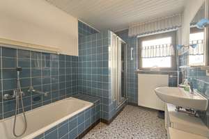 Viel Platz für die Familie – Einfamilienhaus mit Einliegerwohnung in Niederklein – Die vollständige Adresse der Immobilie erhältst du vom Anbieter., 35260 Stadtallendorf – Vorschaubild 12