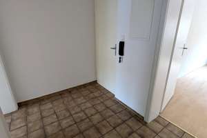 2-Zimmerwohnung mit kleinem Balkon in Durlach, auch als WG möglich – Die vollständige Adresse der Immobilie erhältst du vom Anbieter., 76227 Durlach, Karlsruhe – Vorschaubild 8