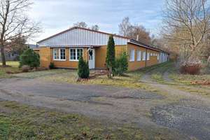 Riesen-Grundstück, zusätzl. Bauland, Riesen-Garage, Stall - Großzügiges Wohnhaus in Greifswald – Die vollständige Adresse der Immobilie erhältst du vom Anbieter., 17493 Wieck/Ladebow, Greifswald – Vorschaubild 2