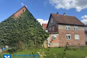 Charmantes Einfamilienhaus mit Garten und Nebengebäuden in ruhiger Lage – Die vollständige Adresse der Immobilie erhältst du vom Anbieter., 66994 Dahn – Vorschaubild 1