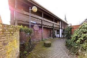 Haus mit Historie und 
2 Wohneinheiten, Garten & Garage. – Die vollständige Adresse der Immobilie erhältst du vom Anbieter., 40668 Meerbusch – Vorschaubild 8