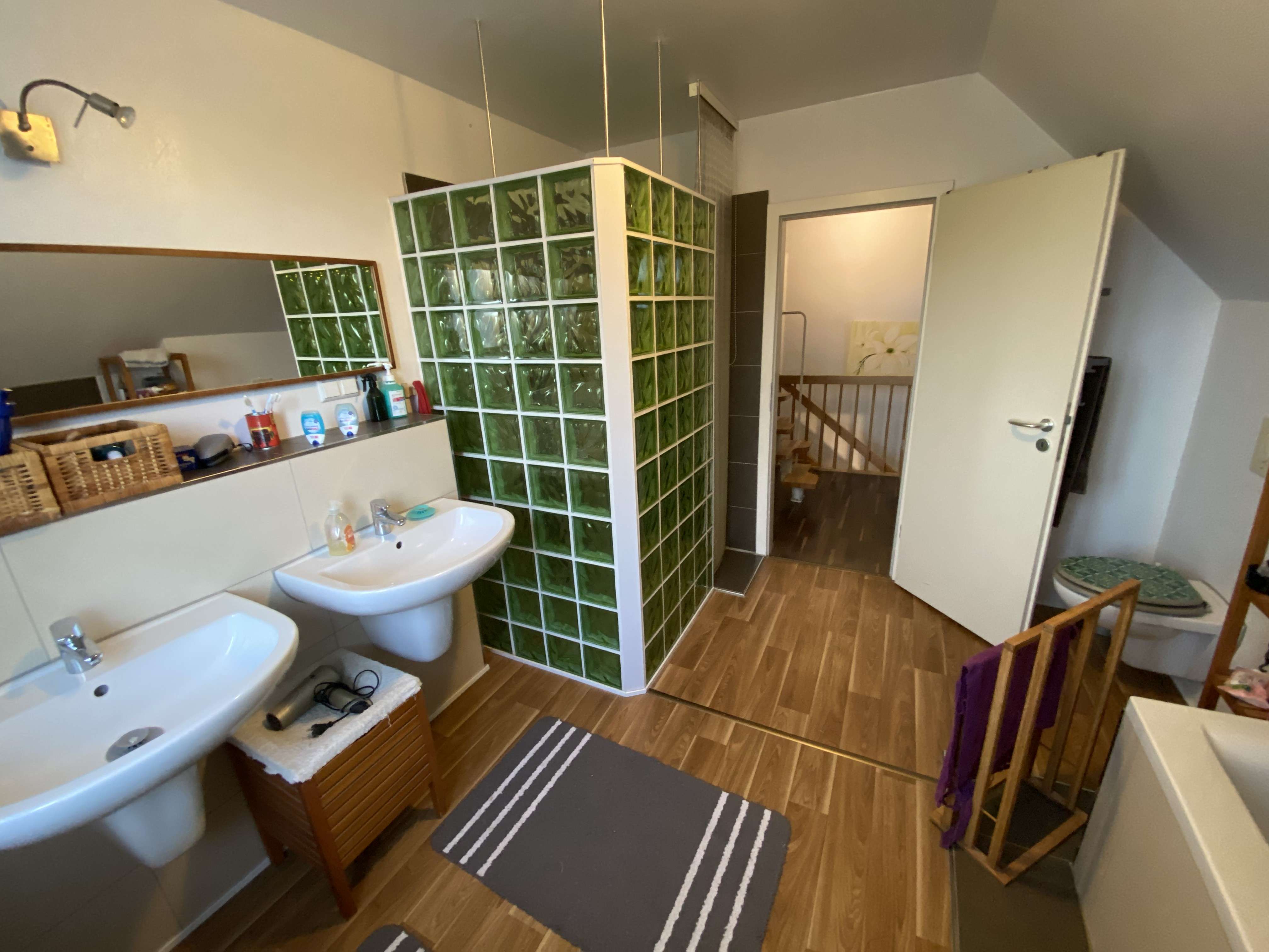 Immobilie in Schwarmstedt - Gelegenheit - Schwarmstedt, Top-Lage - reizvolles EFH, Bj. 2010, Wohnfl. 136m², Kaminofen, PV-Anlage - Bild 1