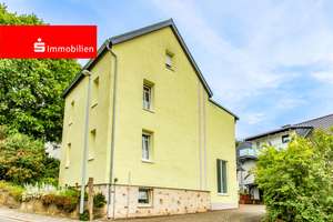Charmantes Einfamilienhaus mit Garage, Ausbaureserve im Dachgeschoss und schönem Garten in Ohren 