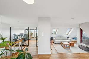 Traumhafte Penthouse-Maisonette mit Dachterrasse, Sauna und Weitblick