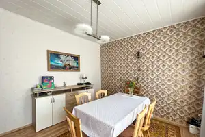Reduziert! Einfamilienhaus mit Carport und schönem Garten inmitten von Altenkirchen! – Altenkirchen (Westerwald) (Kreis) – Vorschaubild 11