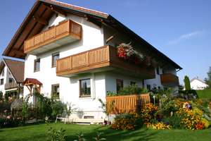 Helle 2,5-Zimmer-Wohnung in Geltendorf mit Südbalkon & Stellplatz