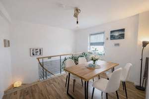 Provisionsfrei und einzugsbereit ab August – mit Dachterrasse in der Eppsteiner Altstadt! – Burgstraße 71, 65817 Eppstein – Vorschaubild 8