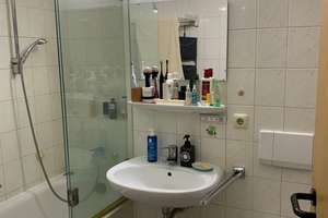 Exklusive, neuwertige 1-Zimmer-Wohnung mit Balkon und EBK in Erlangen – Tennenloher Str. 32 b, 91058 Bachfeld, Erlangen – Vorschaubild 2