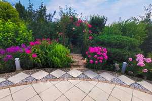 Property thumbnail 8