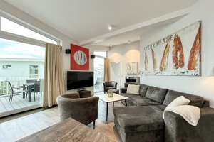 Penthouse Wohnung in einer der beliebten Dünenvillen an der Hafenpromenade am Priwall – Die vollständige Adresse der Immobilie erhältst du vom Anbieter., 23570 Travemünde, Lübeck – Vorschaubild 10