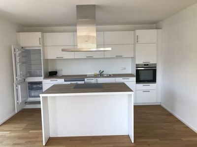 Moderne 3-Zimmer-Wohnung mit Balkon in Graßlfing / Pentling