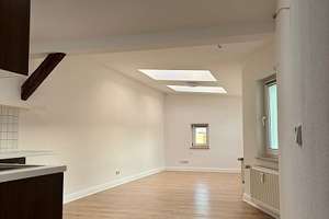 Wohnen mit Flair: Loftartige DG-Wohnung mit Ankleidezimmer in Magdeburg! – Die vollständige Adresse der Immobilie erhältst du vom Anbieter., 39112 Sudenburg, Magdeburg – Vorschaubild 4