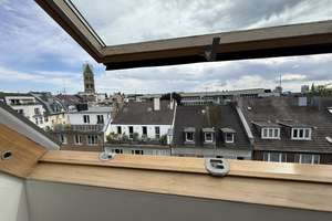 Exklusive Dachgeschosswohnung mit Süd-/West-Terrasse im stilvollen Jahrhundertwendehaus – Die vollständige Adresse der Immobilie erhältst du vom Anbieter., 40479 Pempelfort, Düsseldorf – Vorschaubild 26