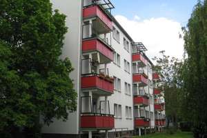 Großzügige Wohnung für Familien mit Balkon- Taborer Straße 7 Naumburg (Saale) – Taborer Straße 7, 6618 Naumburg (Saale) – Vorschaubild 2