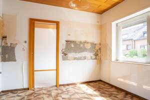 Freistehender Bungalow mit zwei Einzelgaragen in MG-Schelsen – Die vollständige Adresse der Immobilie erhältst du vom Anbieter., 41238 Schelsen, Mönchengladbach – Vorschaubild 3