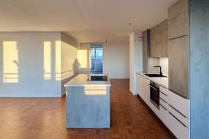 Exklusive 3,5-Zimmer-Wohnung mit Panorama-Ausblick & Balkon – frisch saniert – Die vollständige Adresse der Immobilie erhältst du vom Anbieter., 70599 Asemwald, Stuttgart – Vorschaubild 4