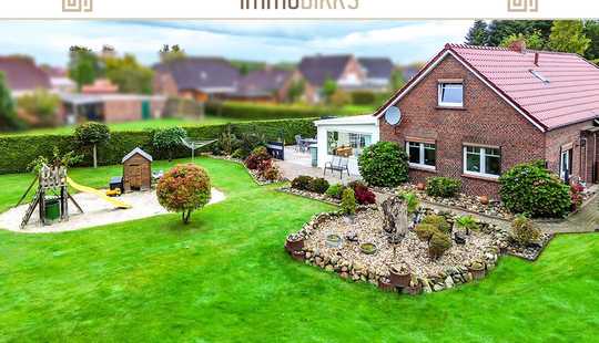 Bild von Westerholt:
Liebevoll saniertes Bauernhaus - rustikaler Charme stilvoll interpretiert !