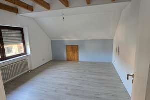 Helle 2-Zimmer Dachgeschosswohnung in Mannheim Neuostheim / Neuhermsheim – 68163 Neuostheim/Neuhermsheim, Mannheim – Vorschaubild 4
