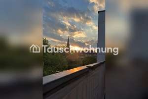 Tauschwohnung: Helle Maisonette-Dachgeschosswohnung mit zwei Balkonen