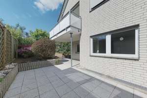 Gartenliebe inklusive – tolle 2,5-Zimmer-Wohnung mit Terrasse in Bielefeld-Brake – Die vollständige Adresse der Immobilie erhältst du vom Anbieter., 33729 Heepen, Bielefeld – Vorschaubild 5