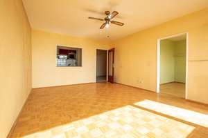 Westbalkon & Skylineblick – Leerstehende 2-Zimmer-Wohnung in Köln – Die vollständige Adresse der Immobilie erhältst du vom Anbieter., 51103 Höhenberg, Köln – Vorschaubild 6