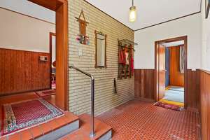 Property thumbnail 7